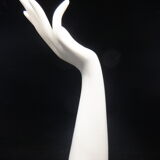 White ceramic baguier hand