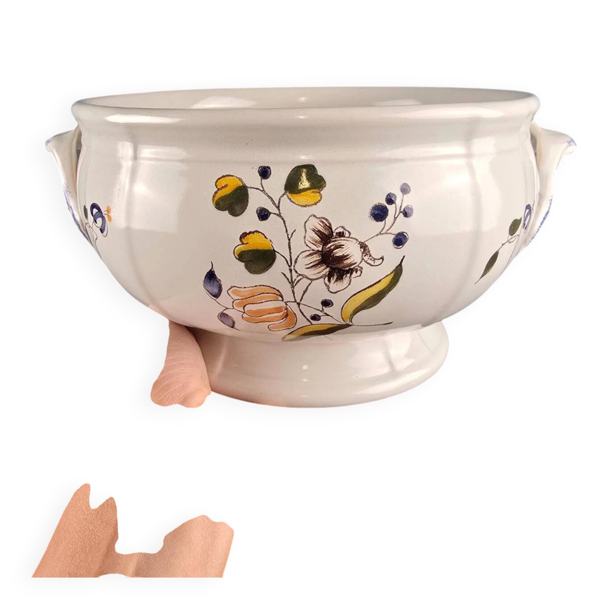 Vintage soup tureen base MBFA Pornic Aunis M.A., hand-painted earthenware
