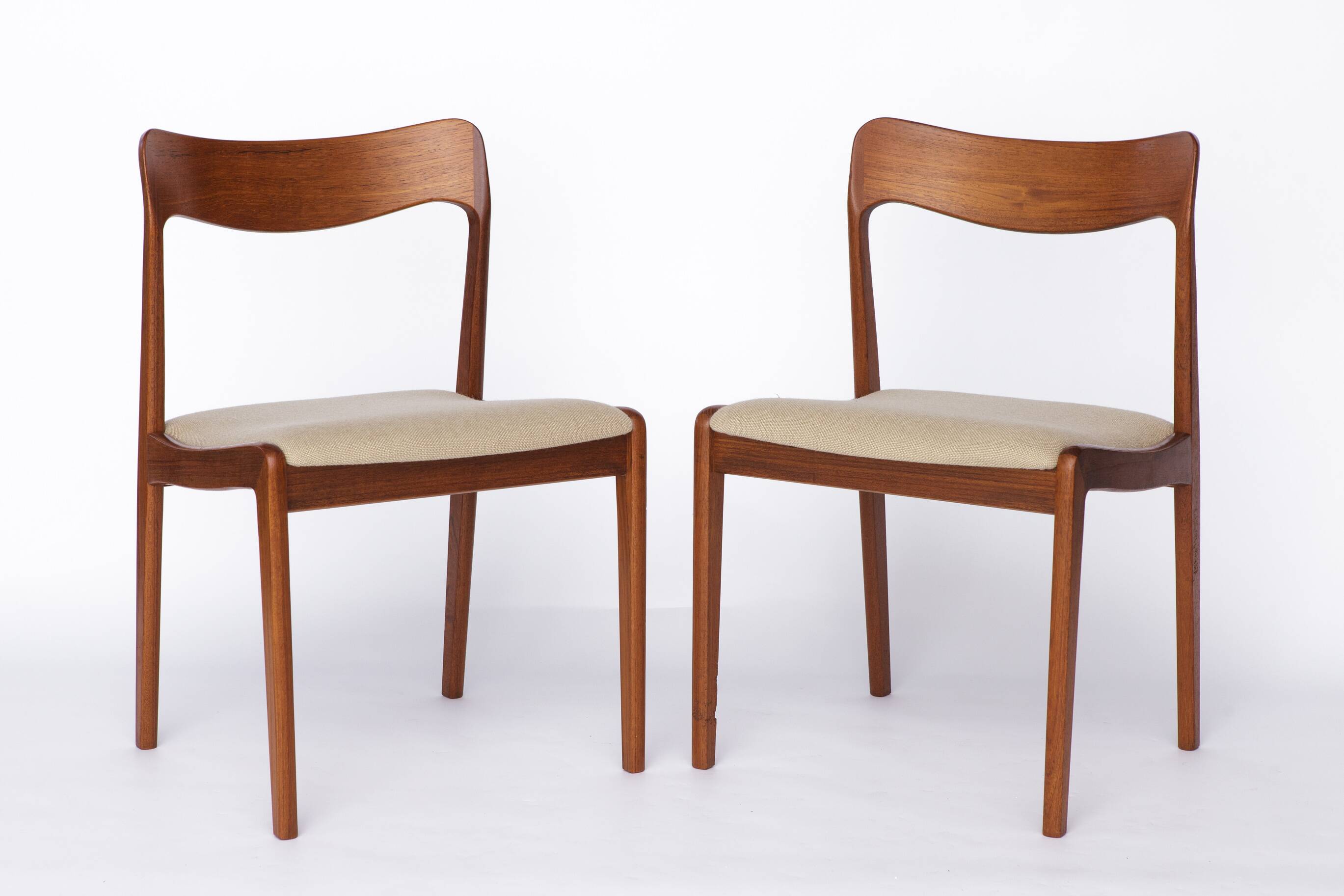 Lot de 4 chaises danoises en teck – Chaises de salle à manger modernes du milieu du siècle des années 1960, rétro