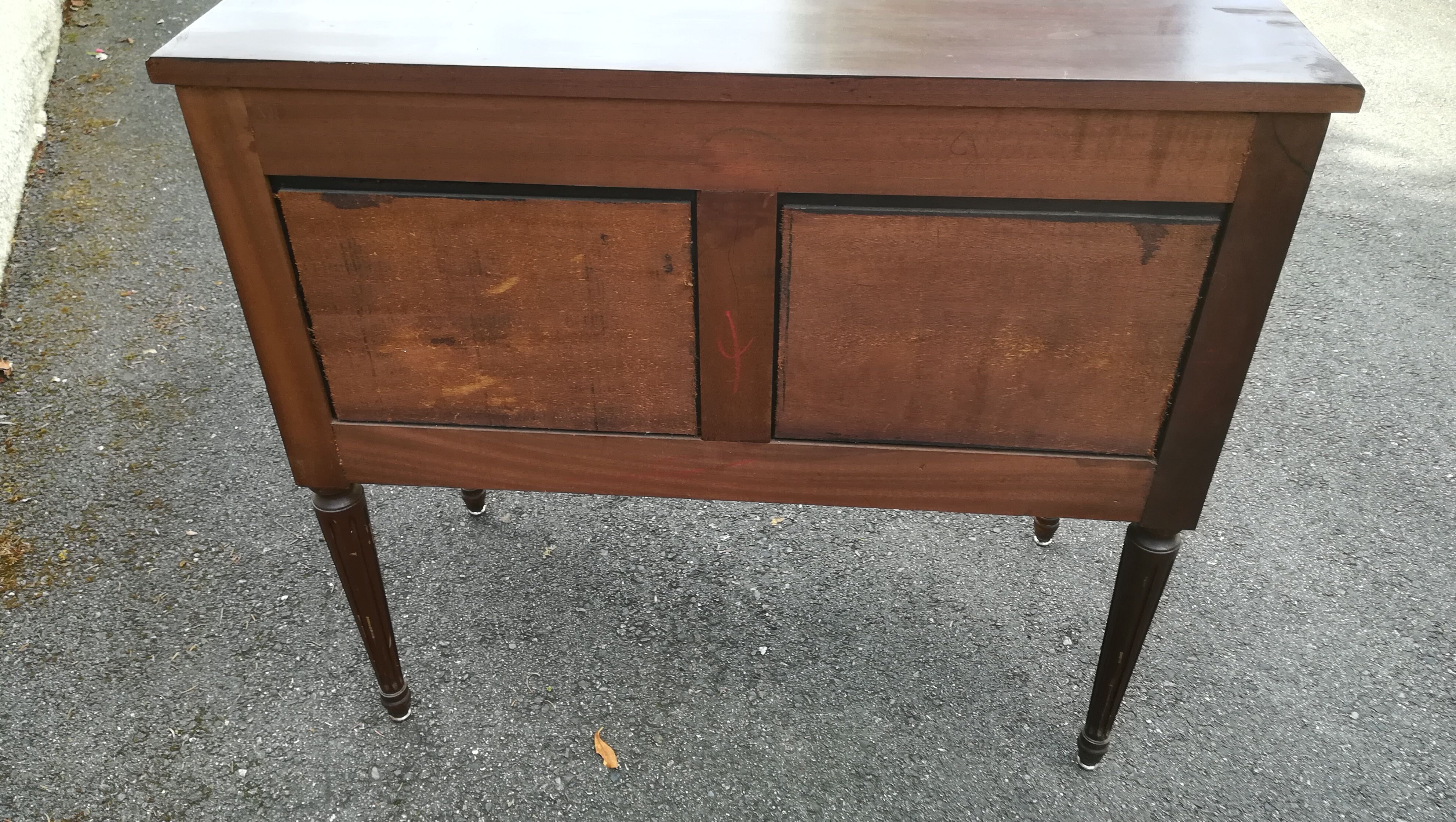 Mahogany dresser