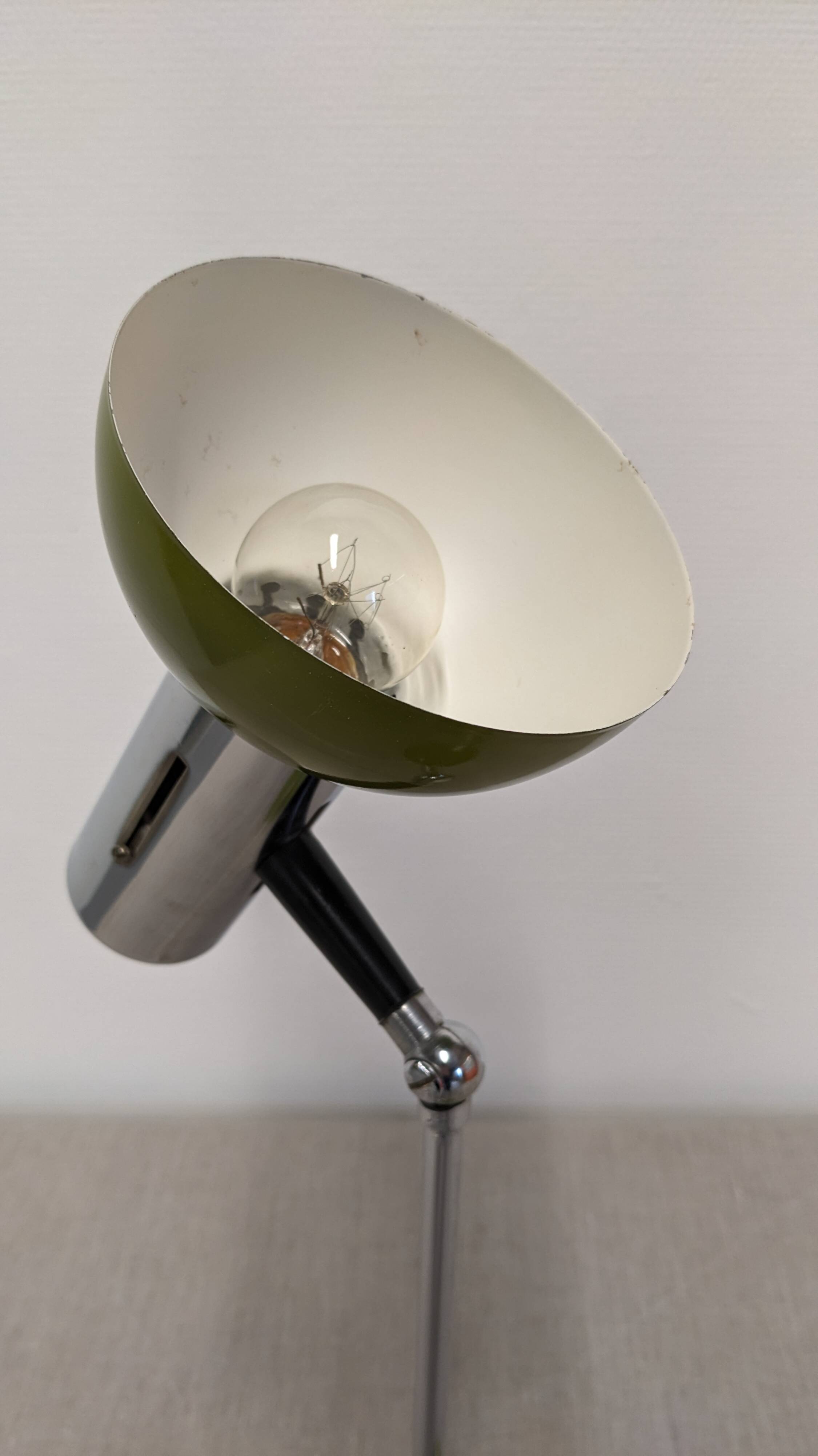 Lampe de bureau ou de chevet articulée, Italie vers 1970