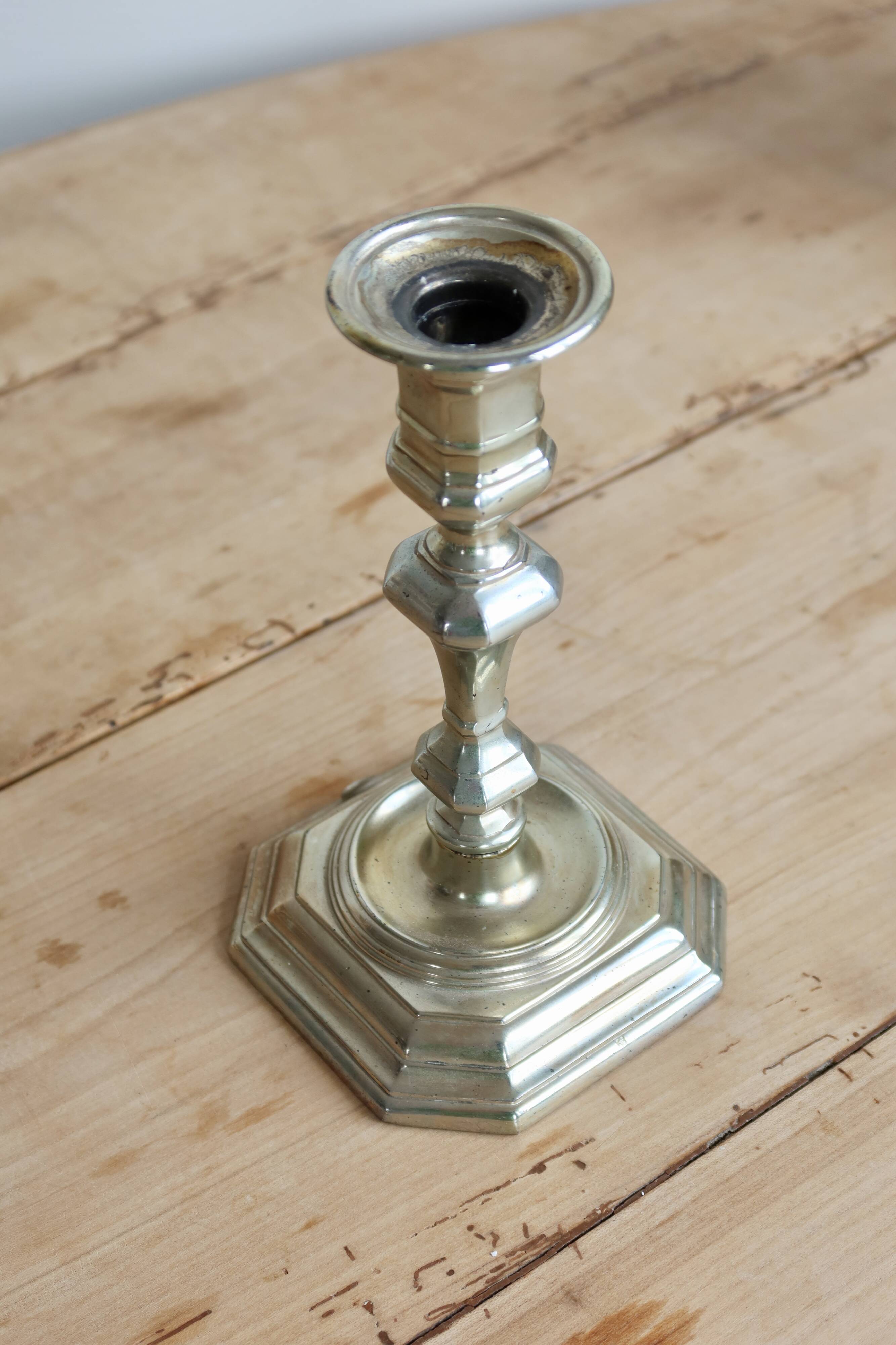 Large antique silver-plated candlestick - Shiny finish