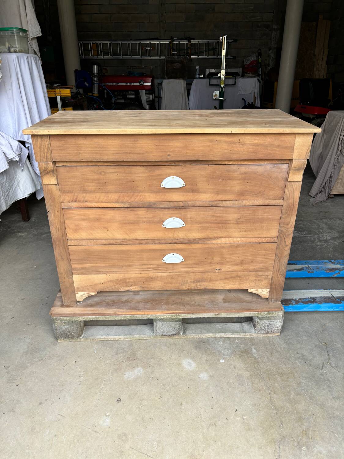 Louis Philippe chest of drawers in raw wood
