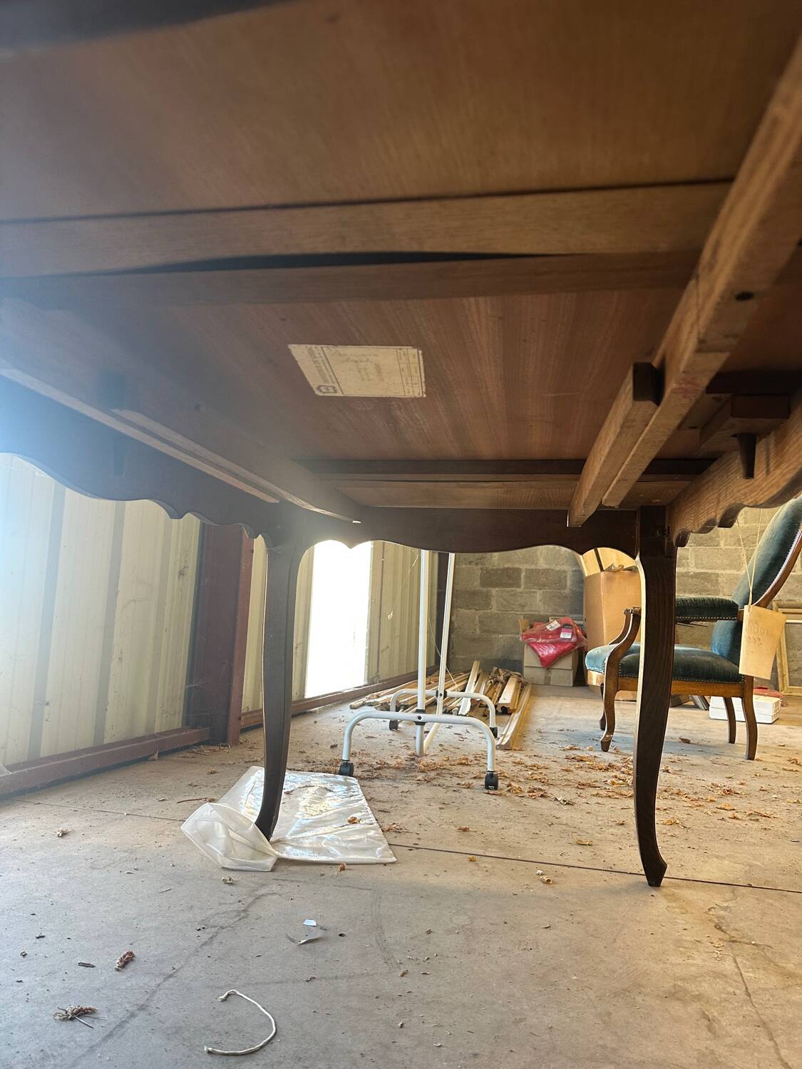 Extendable dining table – Lussac Joinery – Louis style