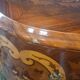 Commode de style louix xv en marqueterie