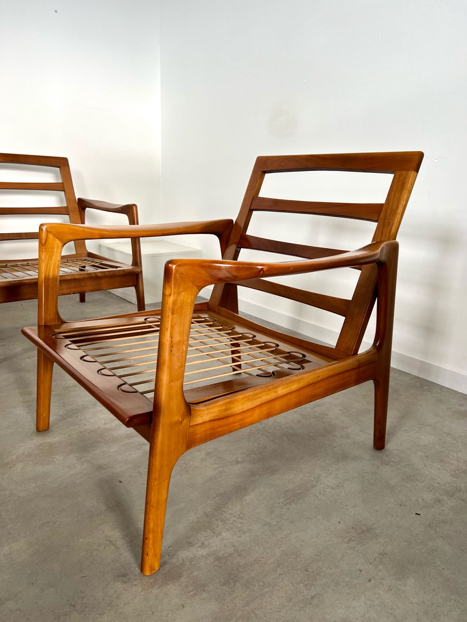 Lot armchairs and sofa 60 years Scandinavian design in vintage blond teak
