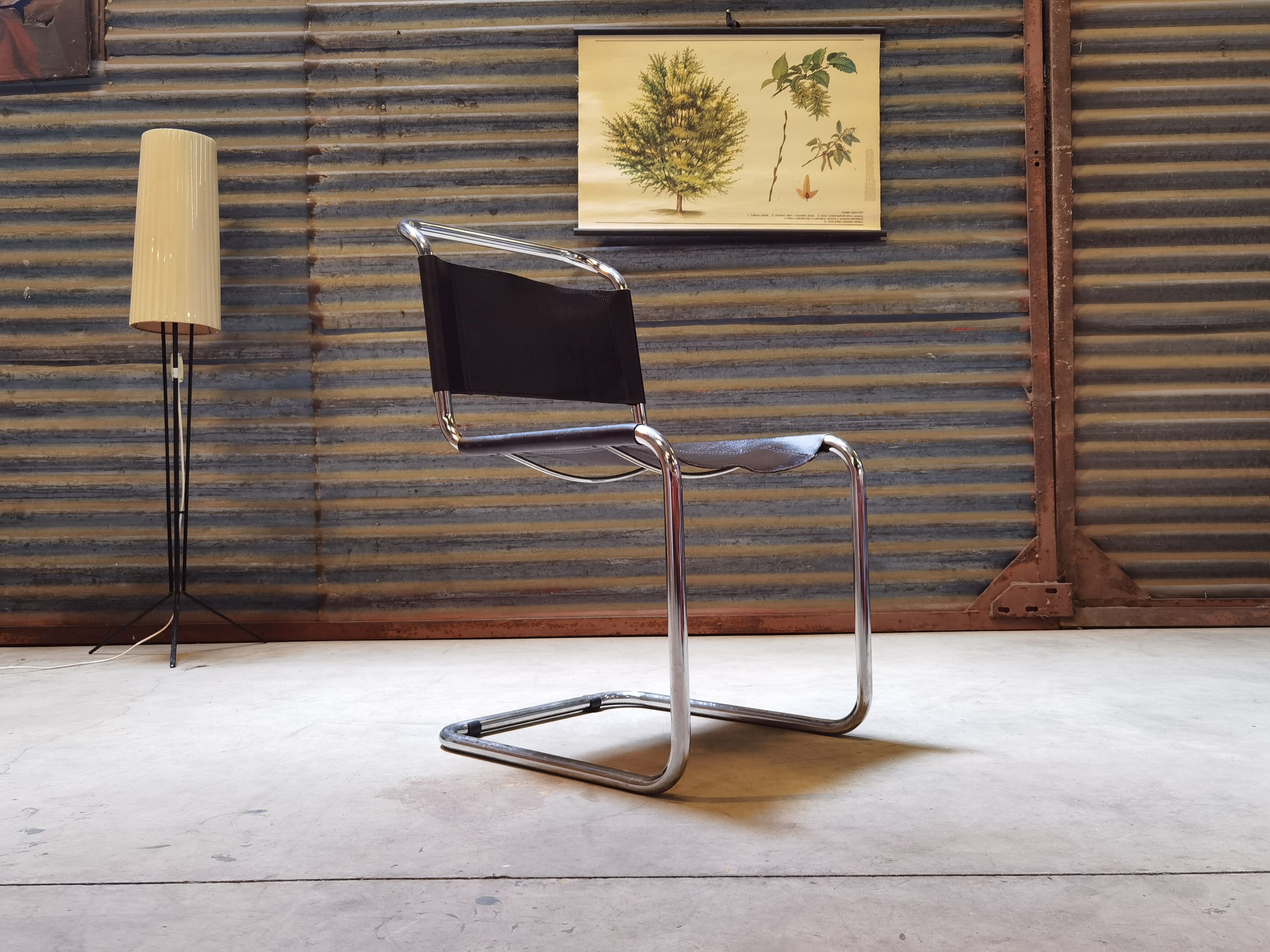 Chair S33 Marcel Breuer Thonet black leather