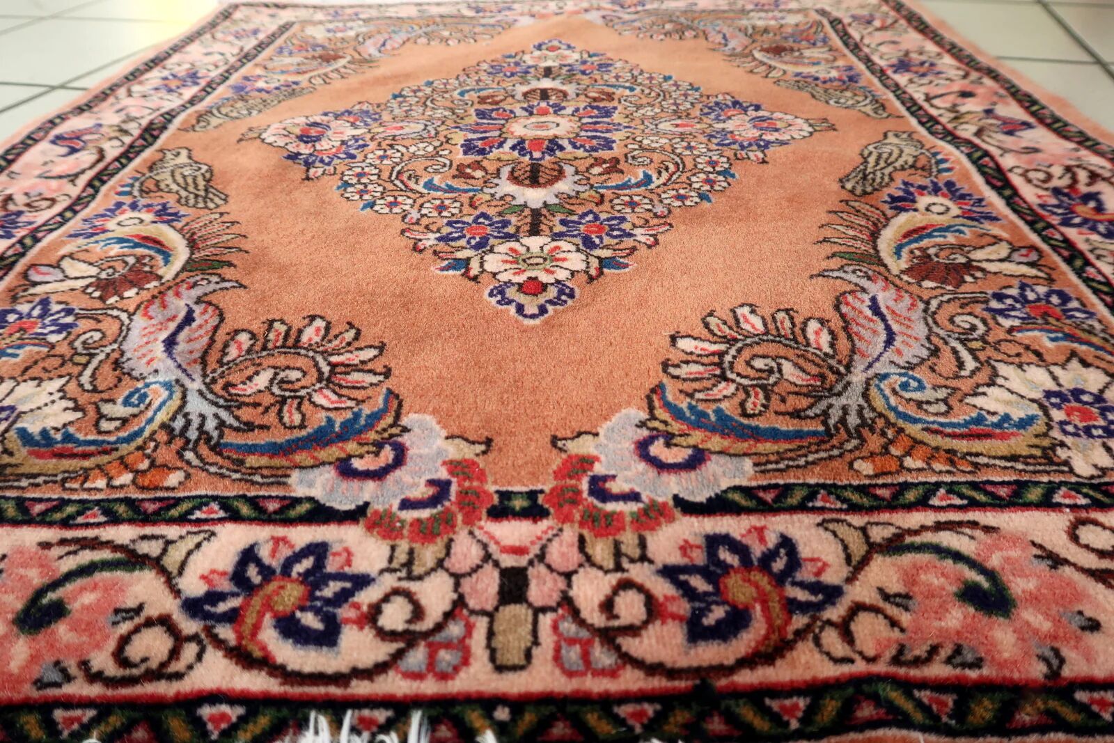 Vintage Sarouk wool rug, rose field & diamond medallion, c. 1950s