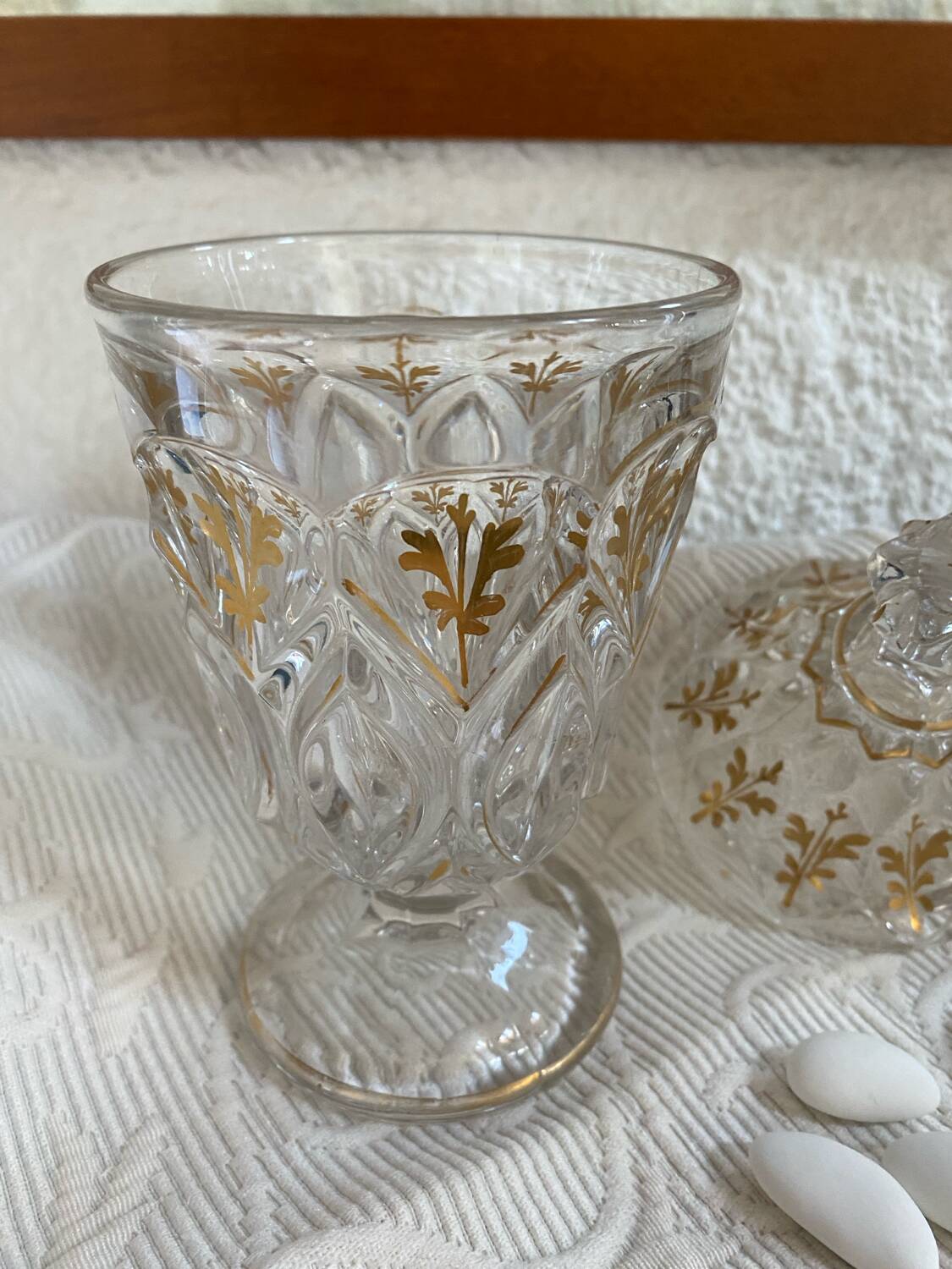 Drageoir ou bonbonnière en cristal ancien