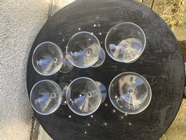 6 vintage transparent glass champagne glasses