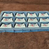 Set of 12 porcelain knife rests
