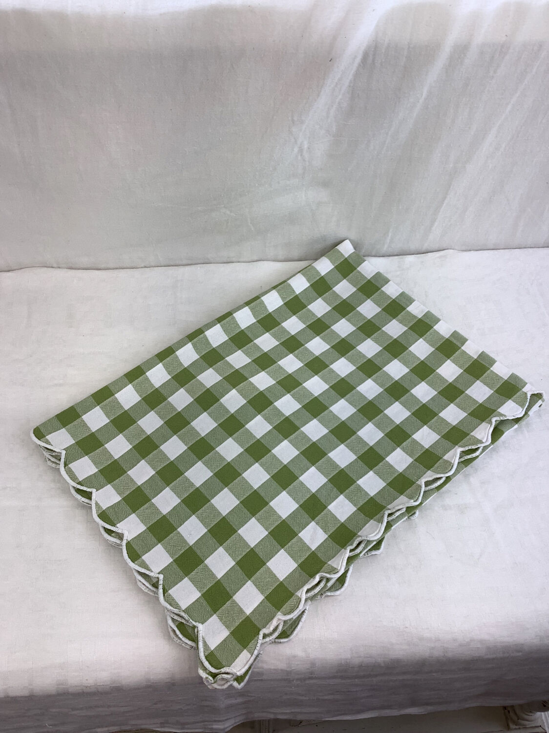 Vintage tablecloth Scottish style green white