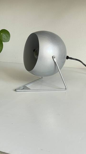 BULB Shape LAMP 90s