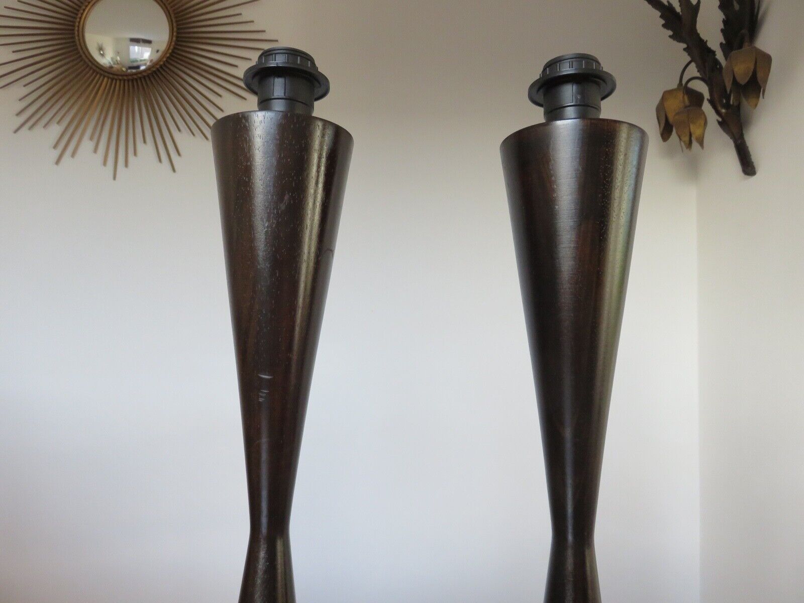 Pair of wooden diabolo lamps workshop lumen 80s