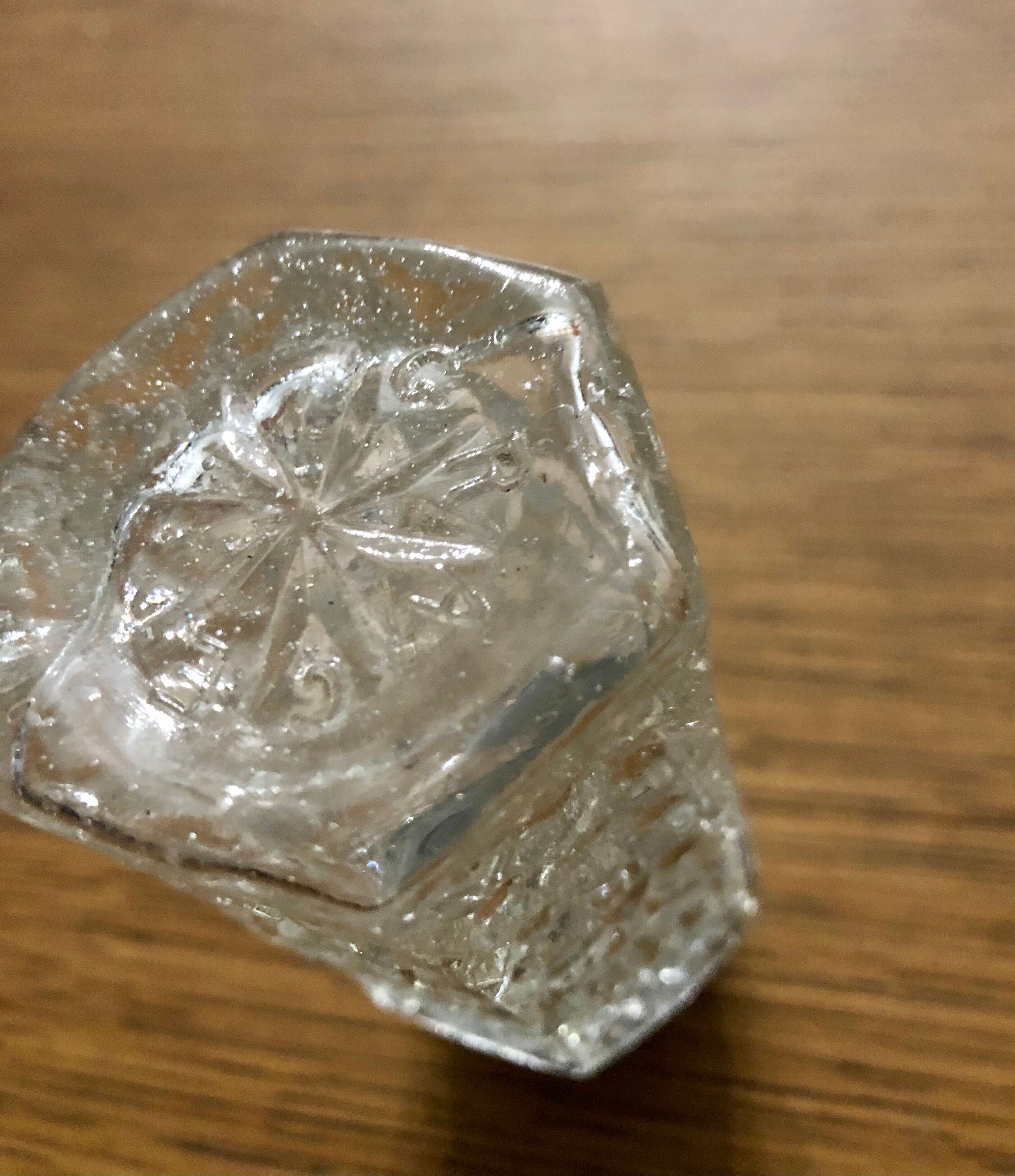 Crystal salt and pepper shaker