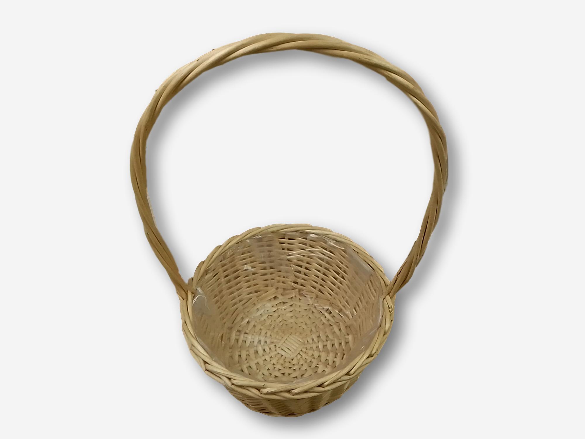 Wicker basket a handle