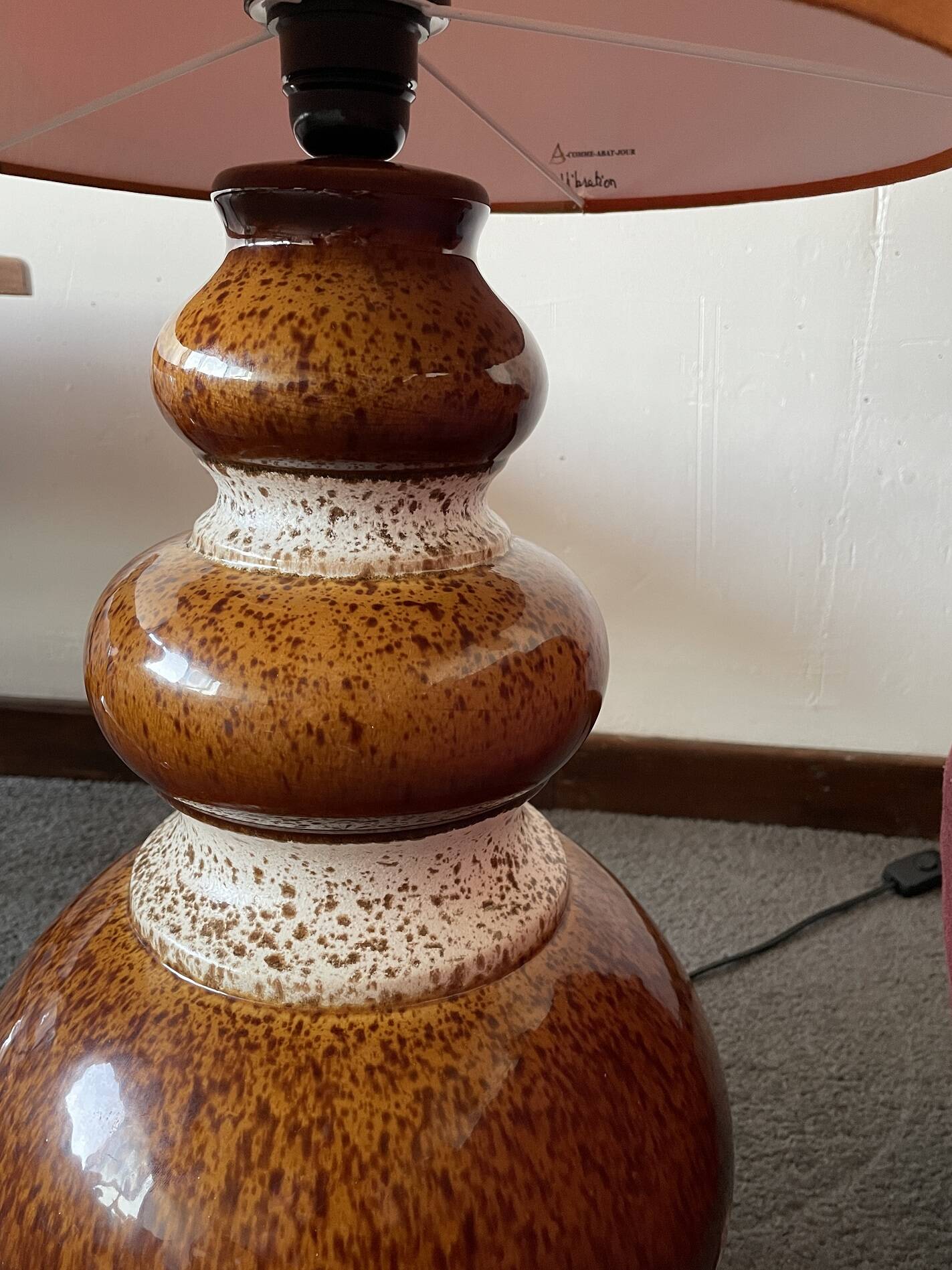 Vibration floor lamp - vintage 1970's