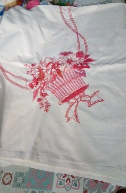 Hand embroidered vintage nape