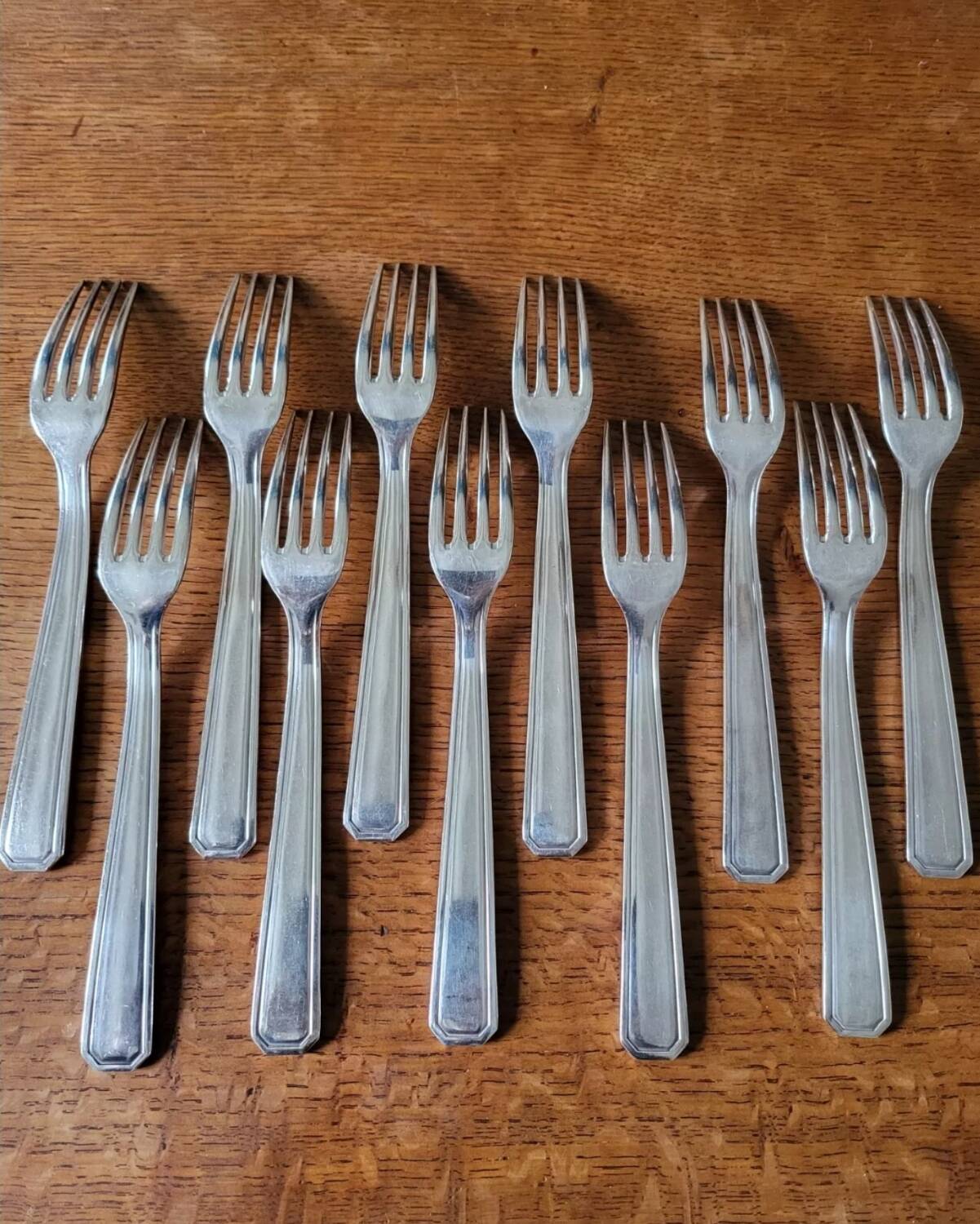 11 Fourchettes en Métal Argenté Orfèvre DAM  20.5 cm