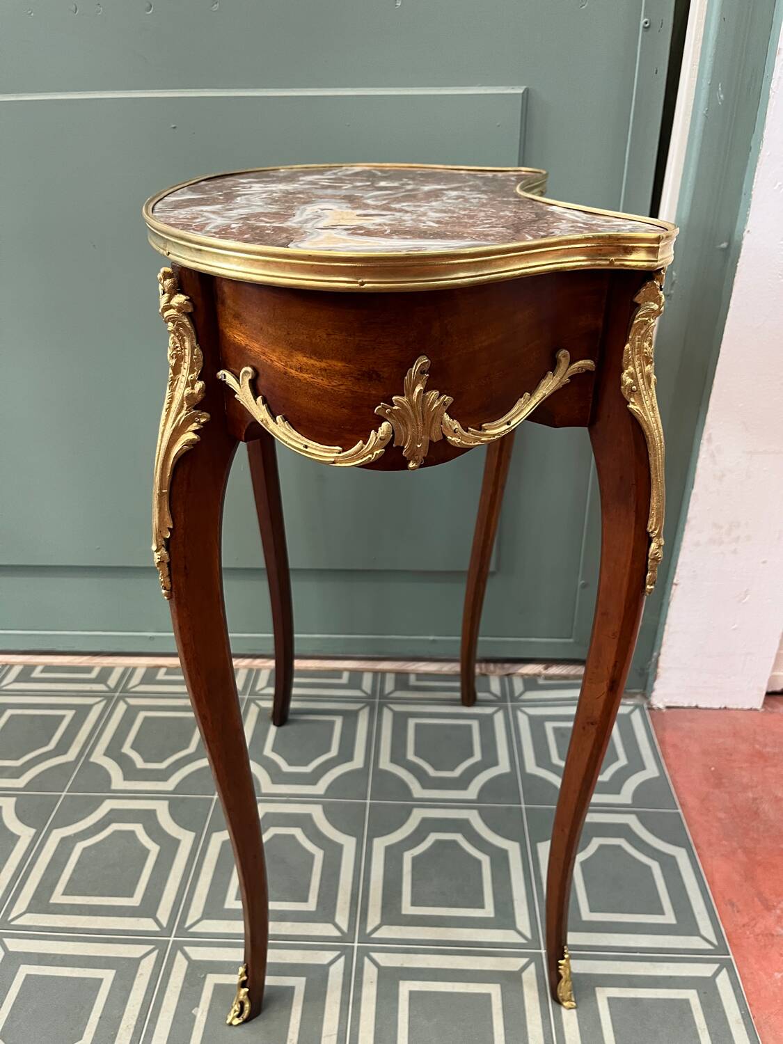 Table d'appoint Louis XV