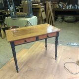 Desk table