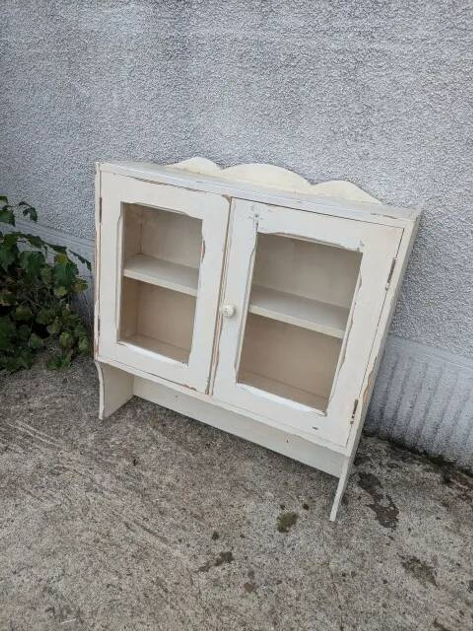 Petite vitrine à suspendre