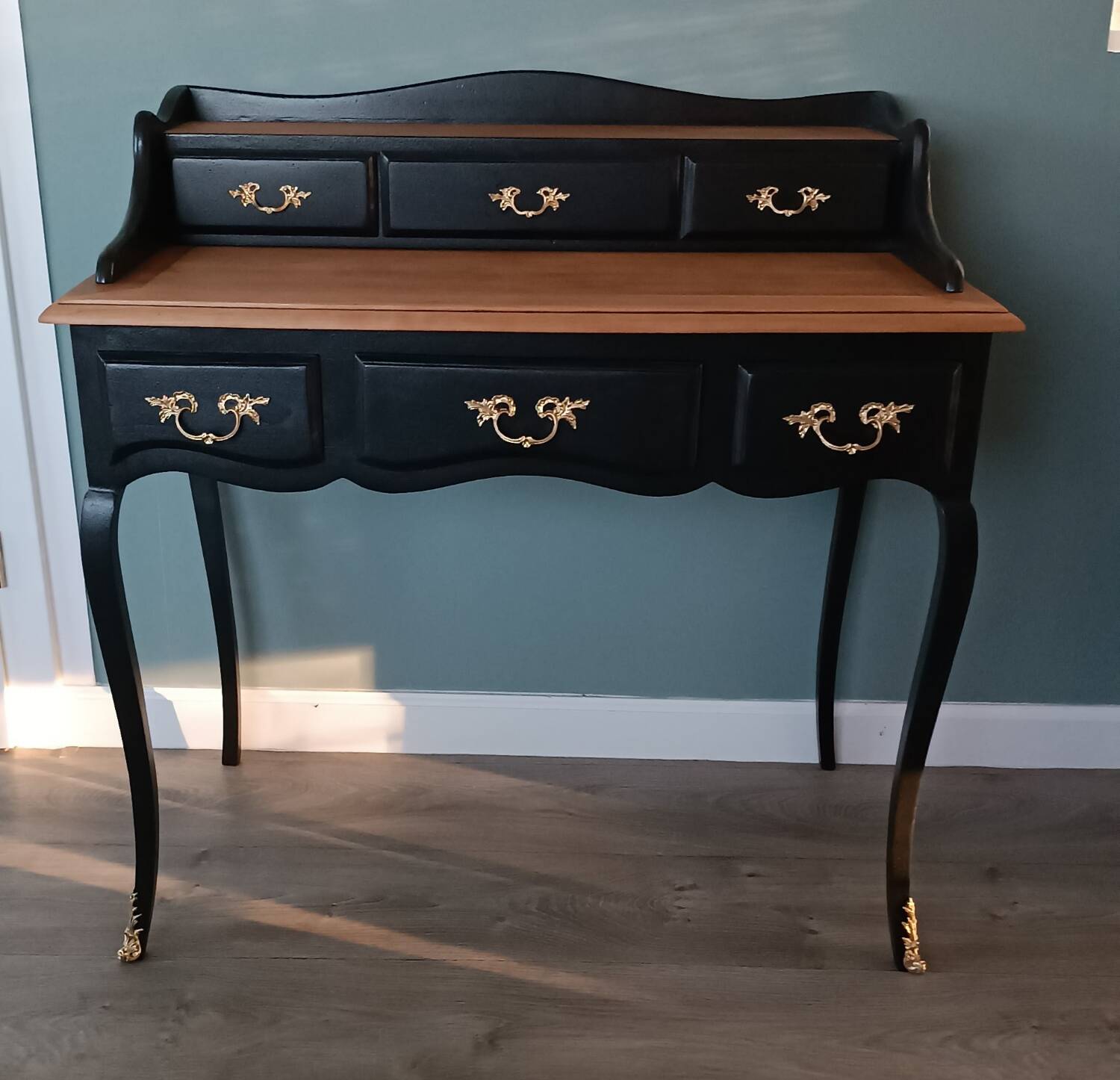 Refurbished secretary/desk