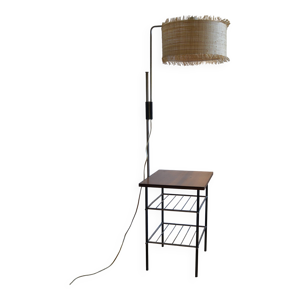 Lampadaire liseuse moderniste