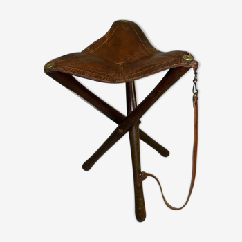 Leather tripod stool