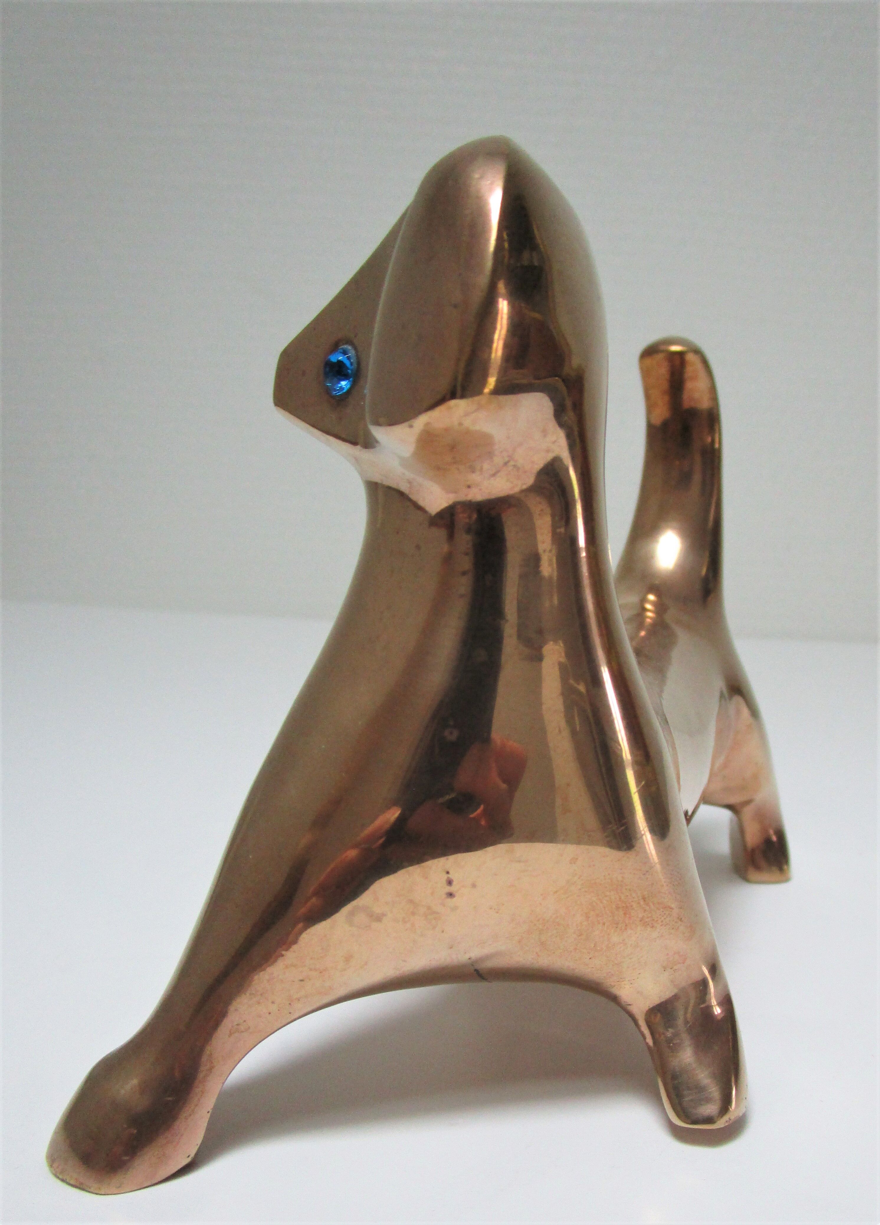 Chien sculptural laiton vintage années 60-70