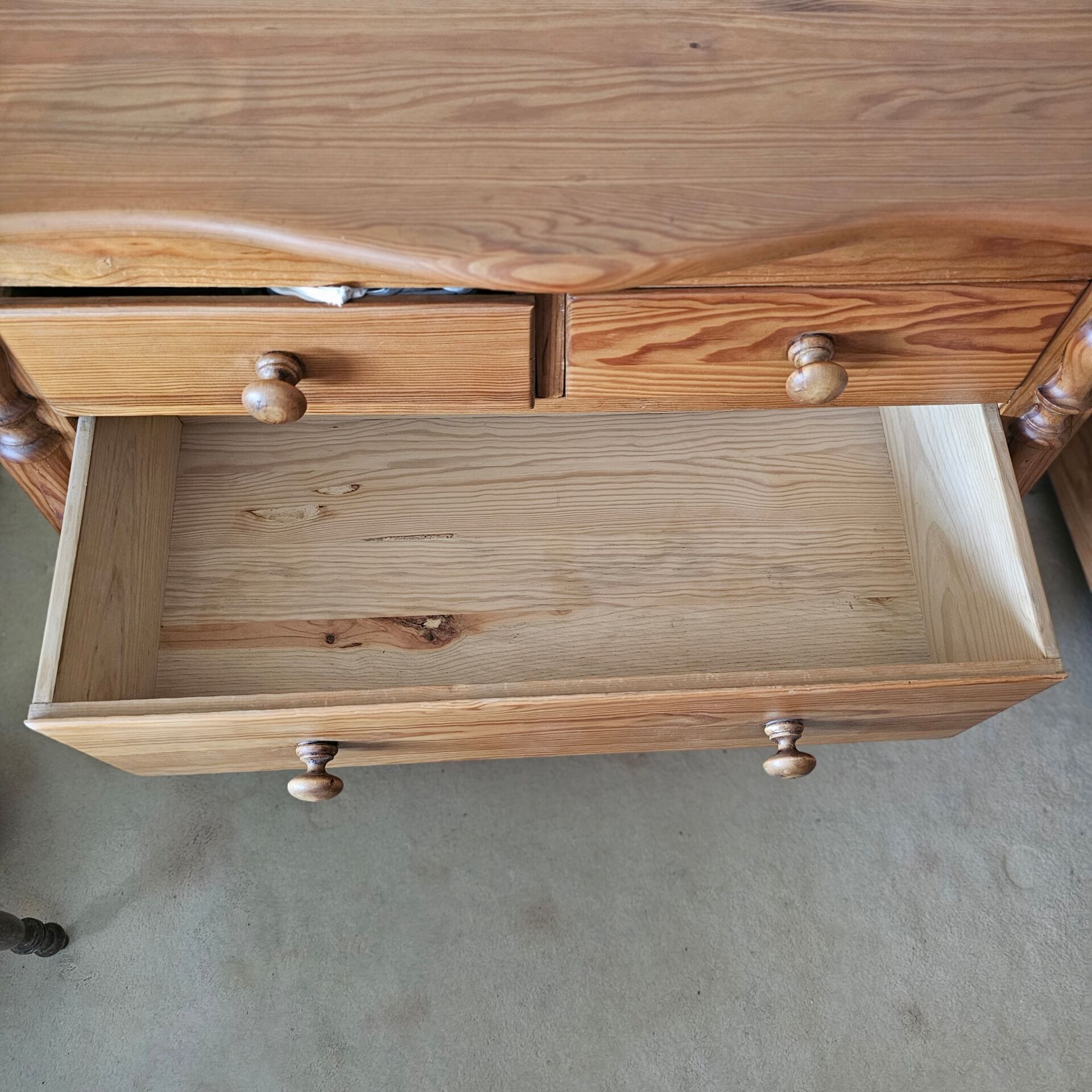 Solid pine chest of drawers