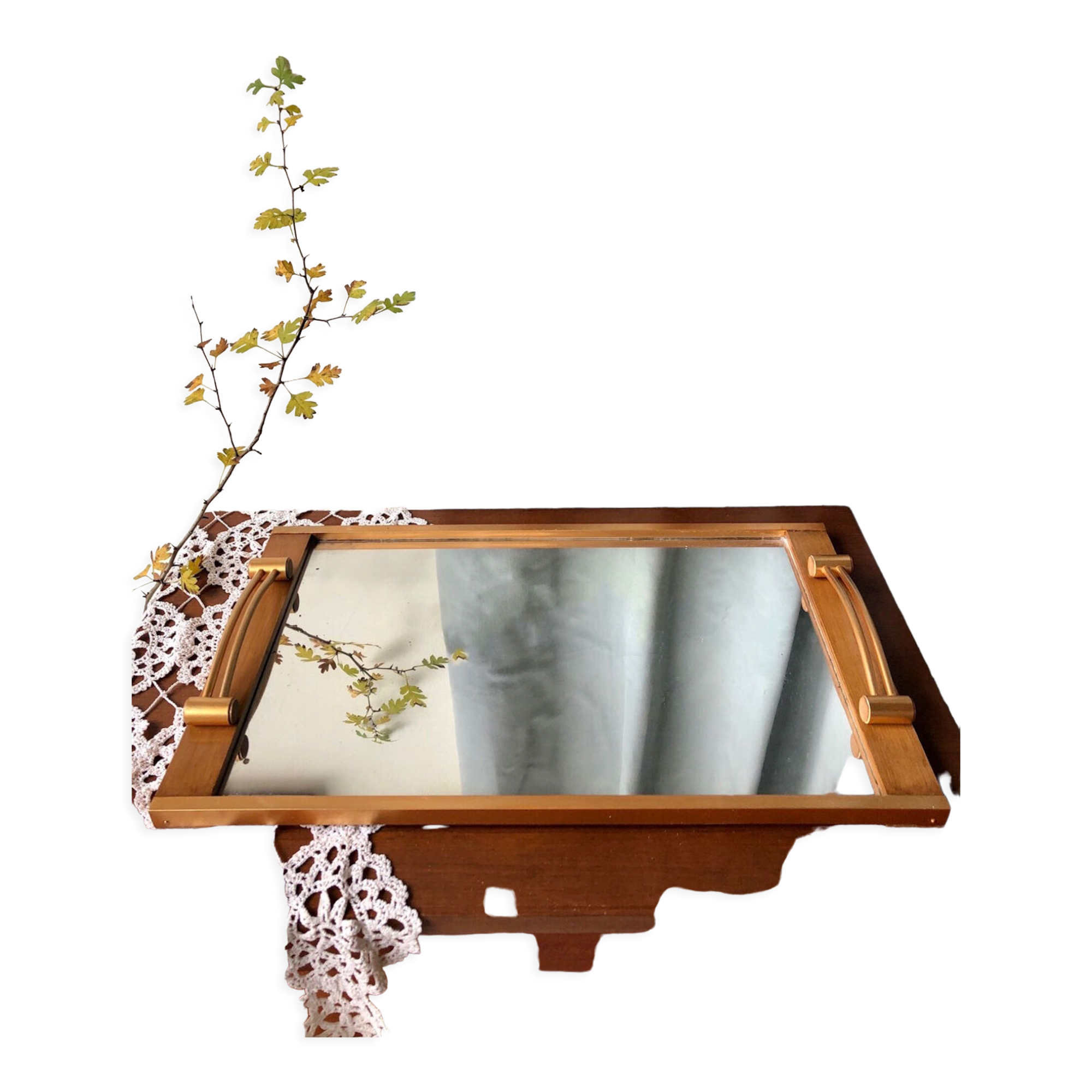 Metal, wood and mirror top