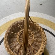 Serviteur / porte bouteilles en rotin naturel