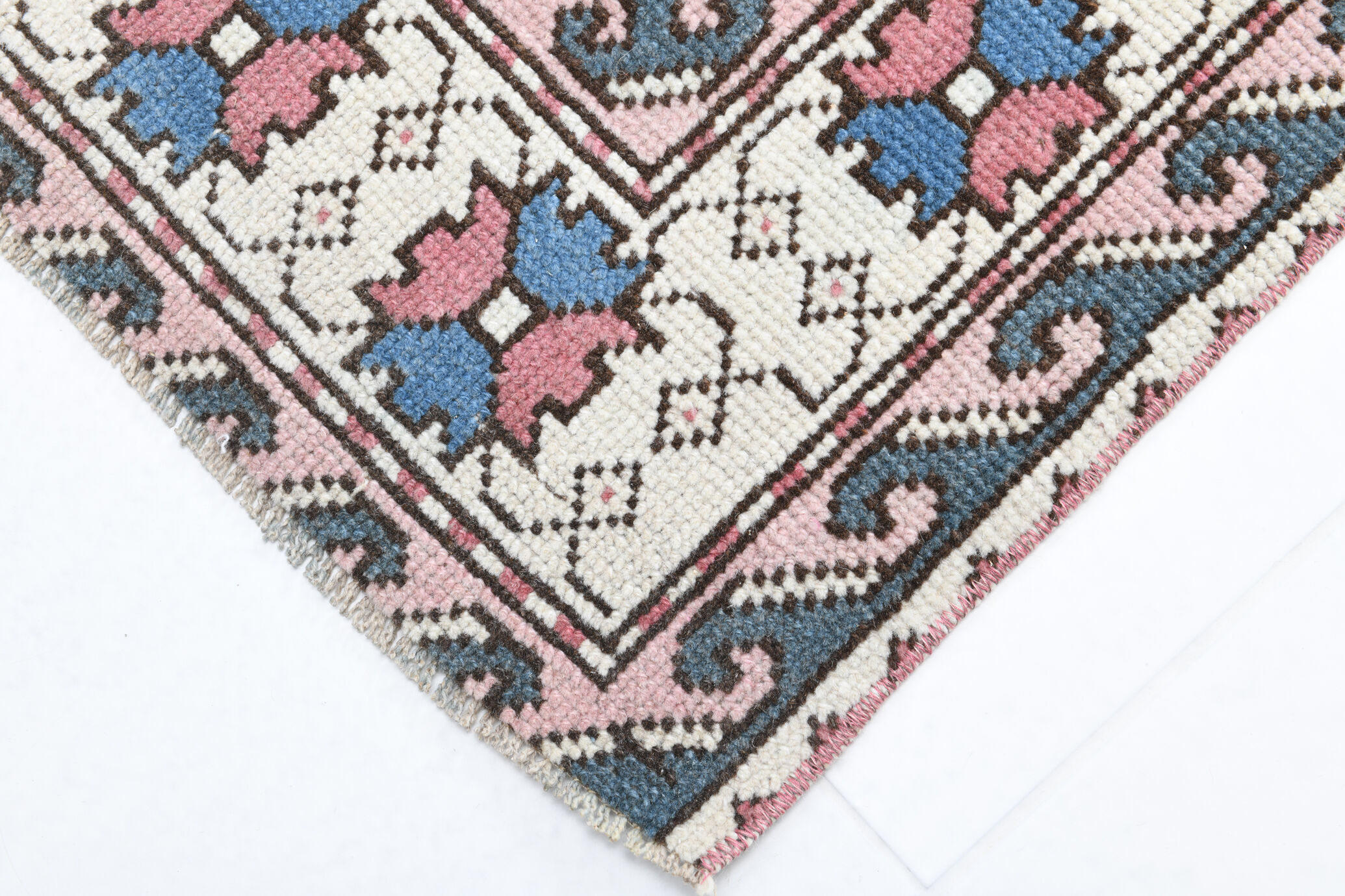 Tapis Oushak en laine fait à la main