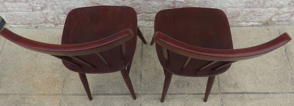 Paire de chaises à barette de style Baumann en bois patinés