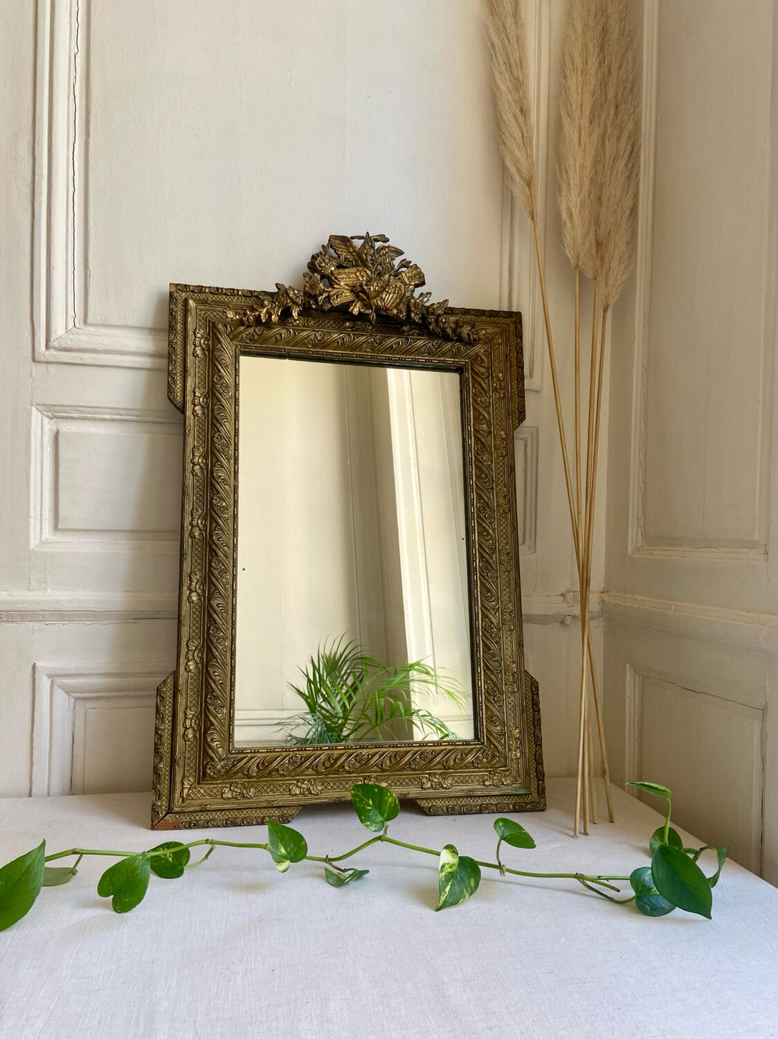 Antique mirror pediment