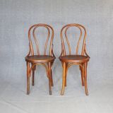 2 Fischel bistro chairs N°18 1/2, circa 1910, wooden seat.