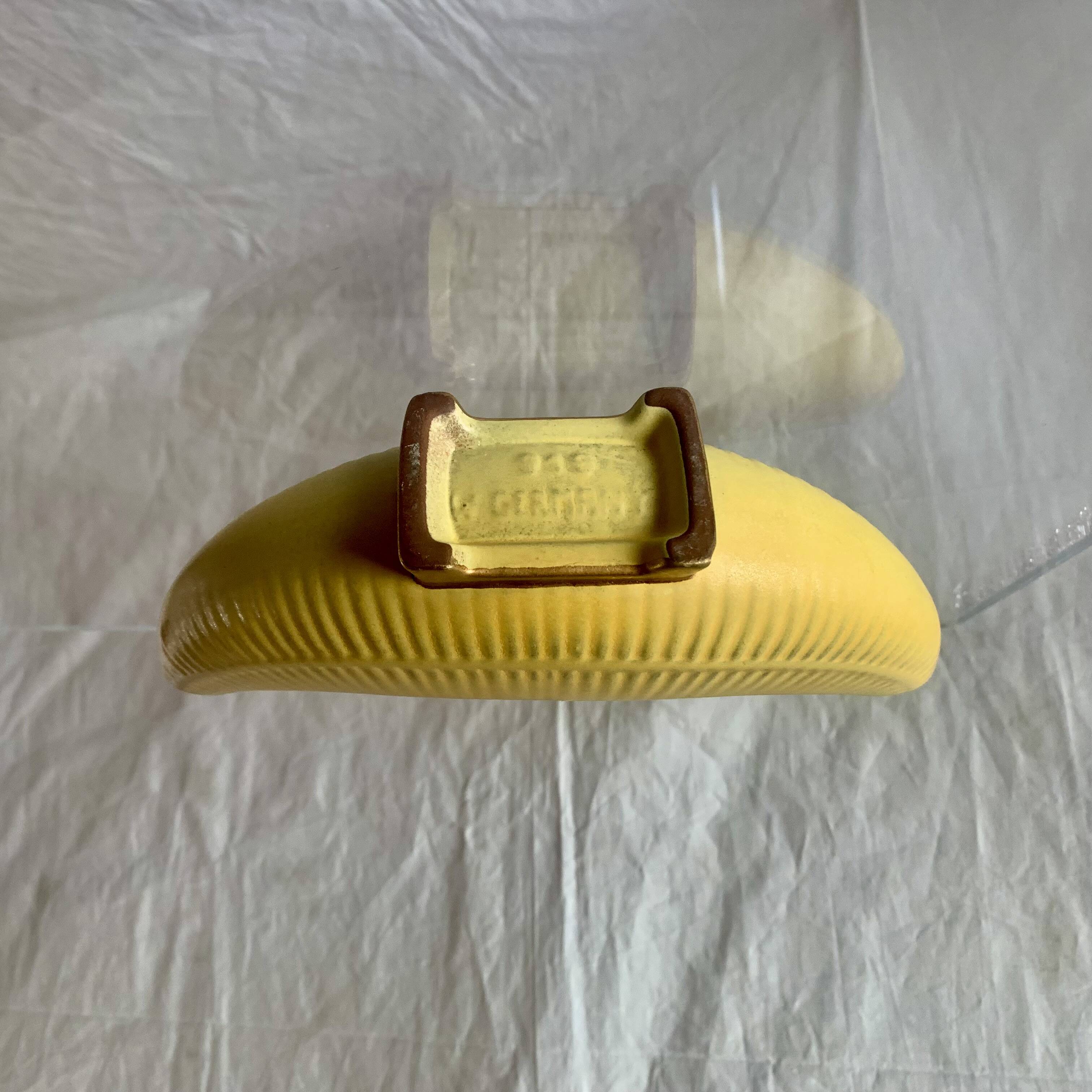 Vide-poche vintage en céramique jaune West Germany 919