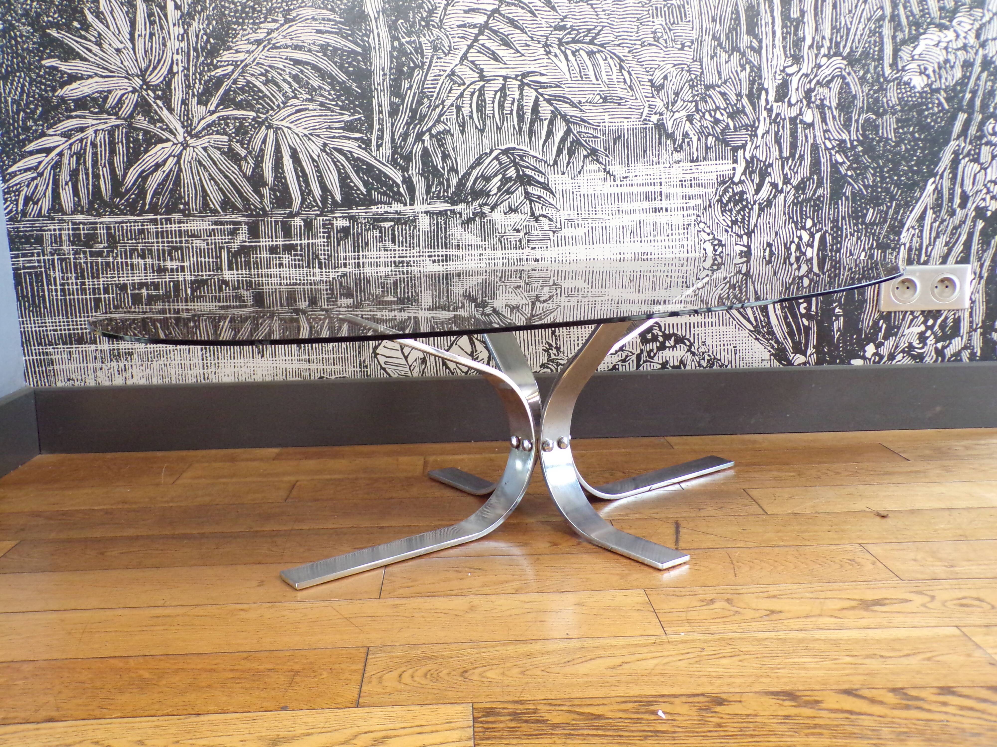 Oval coffee table 1970