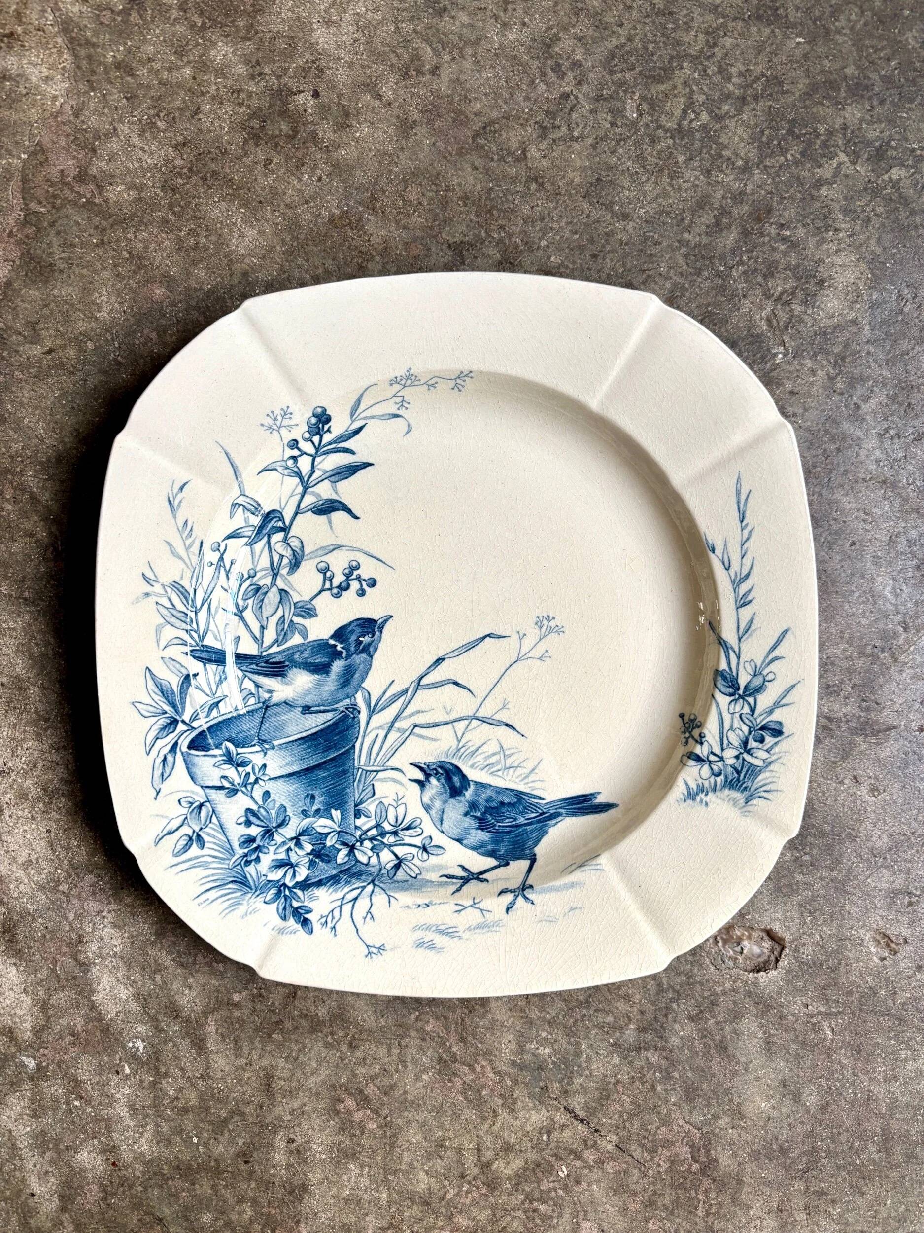 Hollow plate Gien in blue ironstone, "Birds" service circa 1870 no. 6