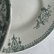 Lot 6 blue and green ironstone plates, antique French earthenware.