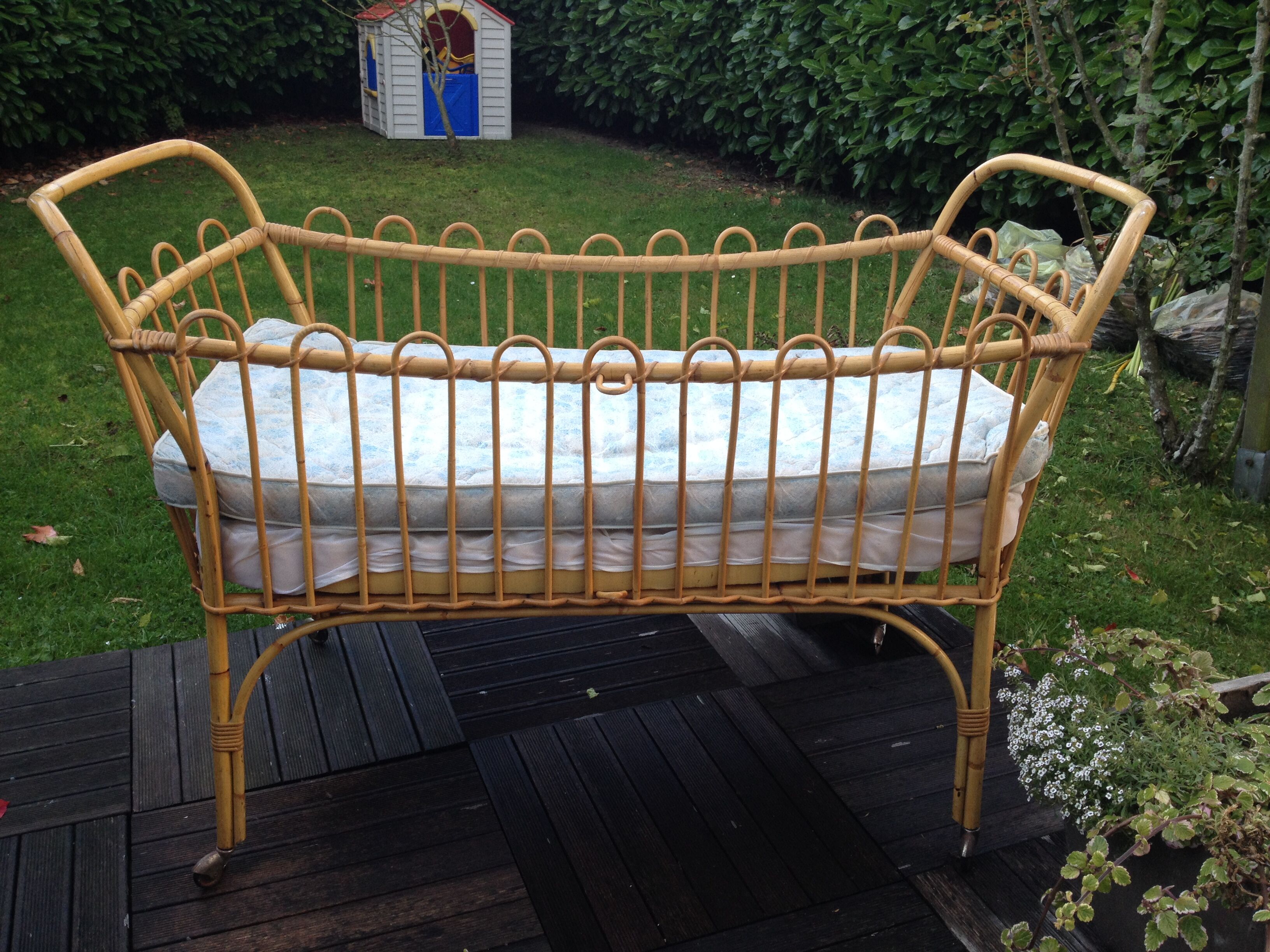 Bed child rattan