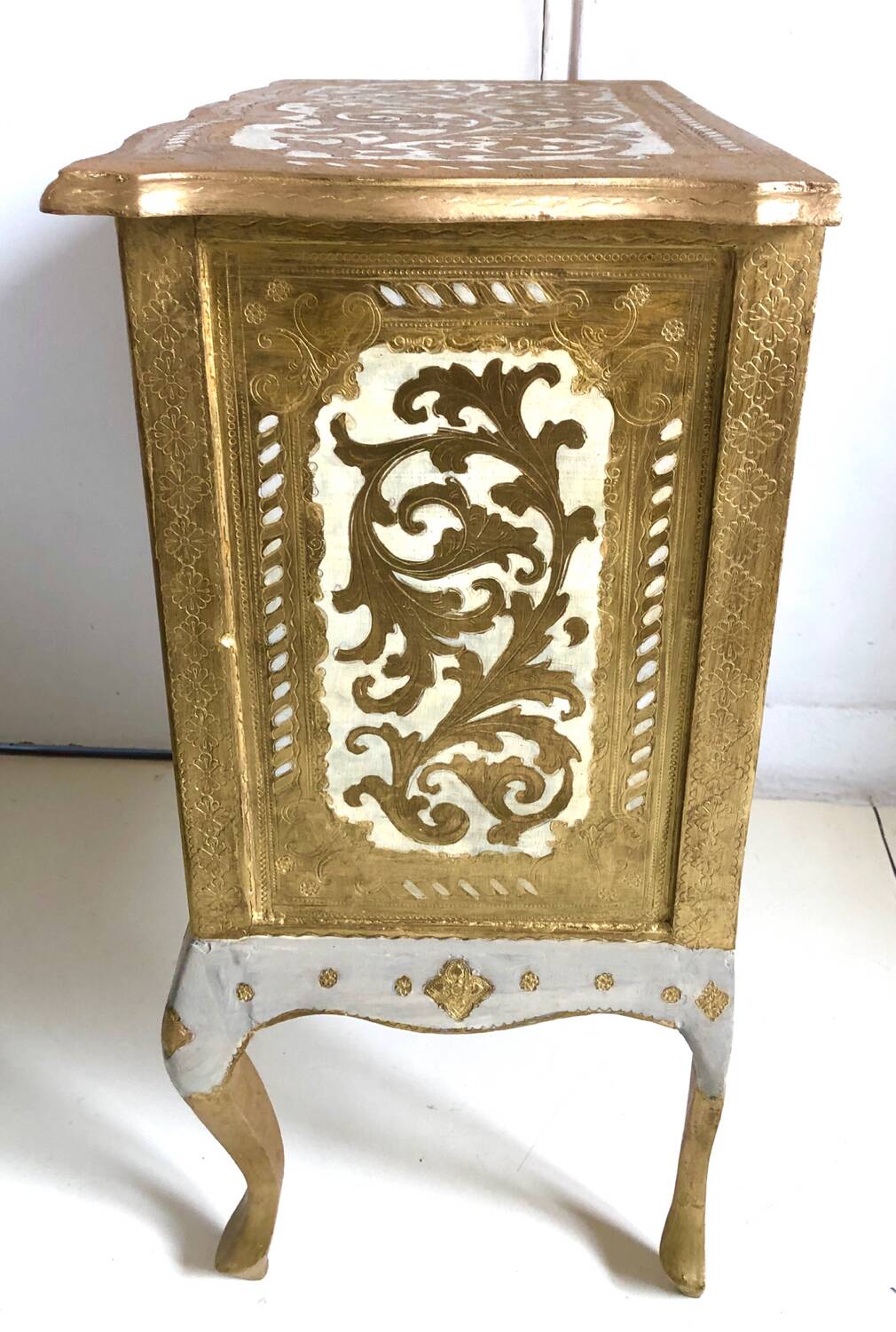 Florentine Buffet Golden Wood