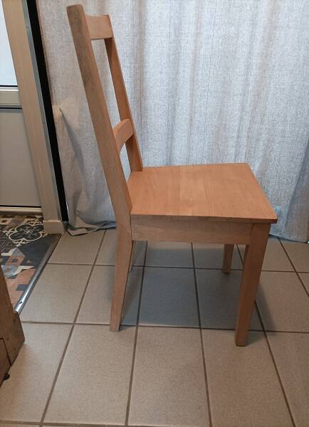Solid wood chair