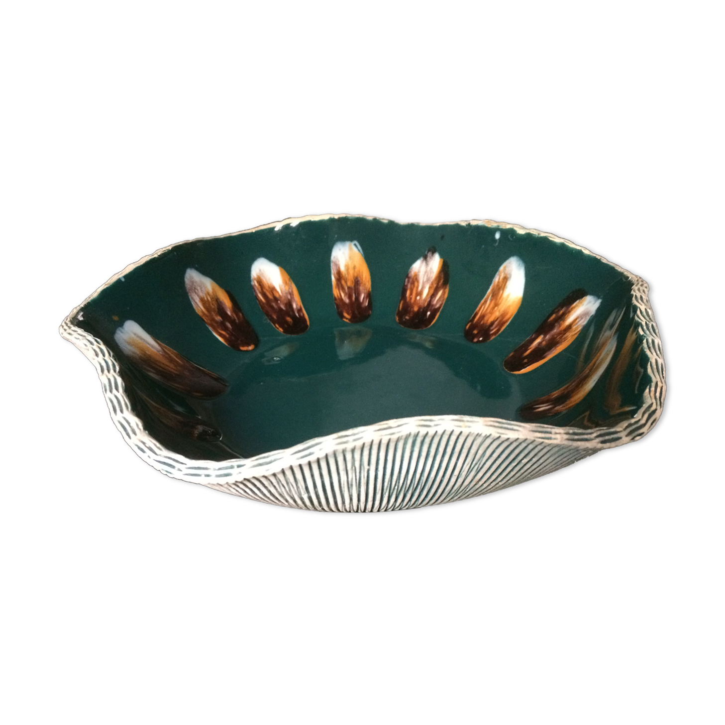Scarified free-form tripod ceramic cup 50s /60