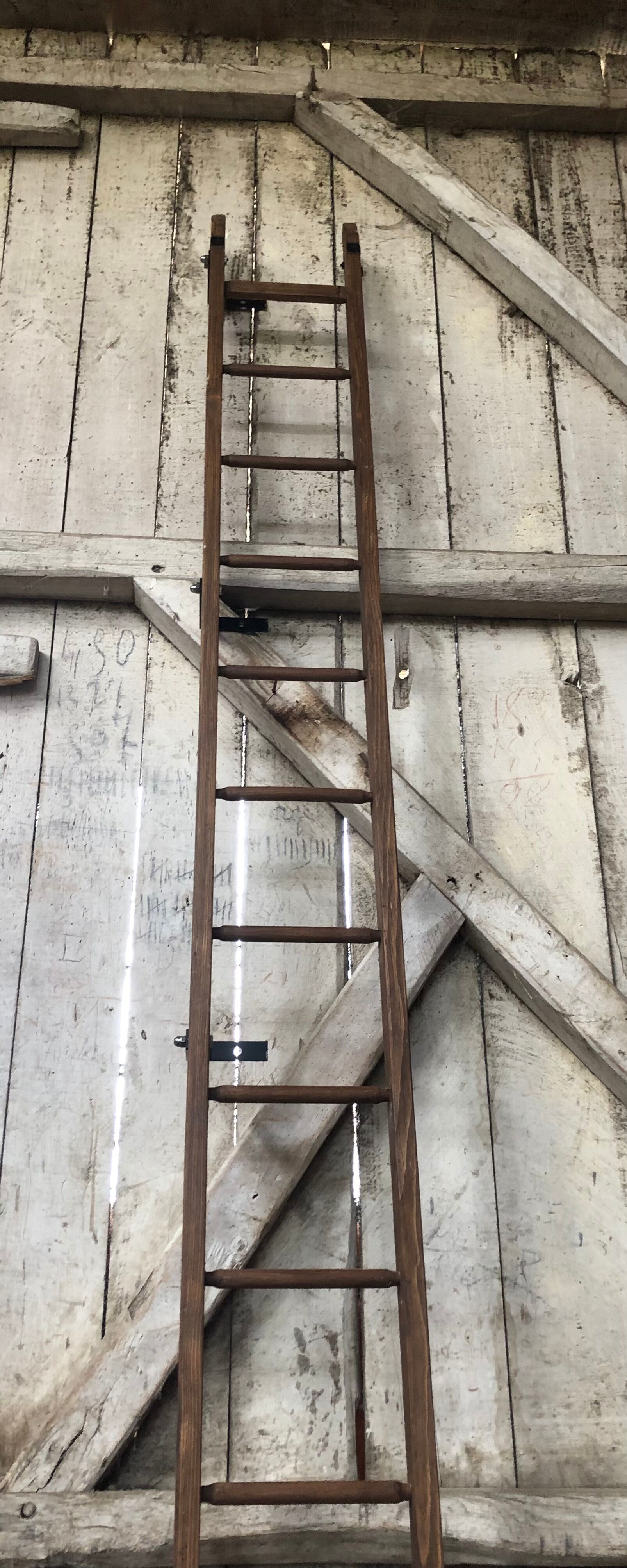 Old scale
