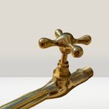 Solid brass faucet