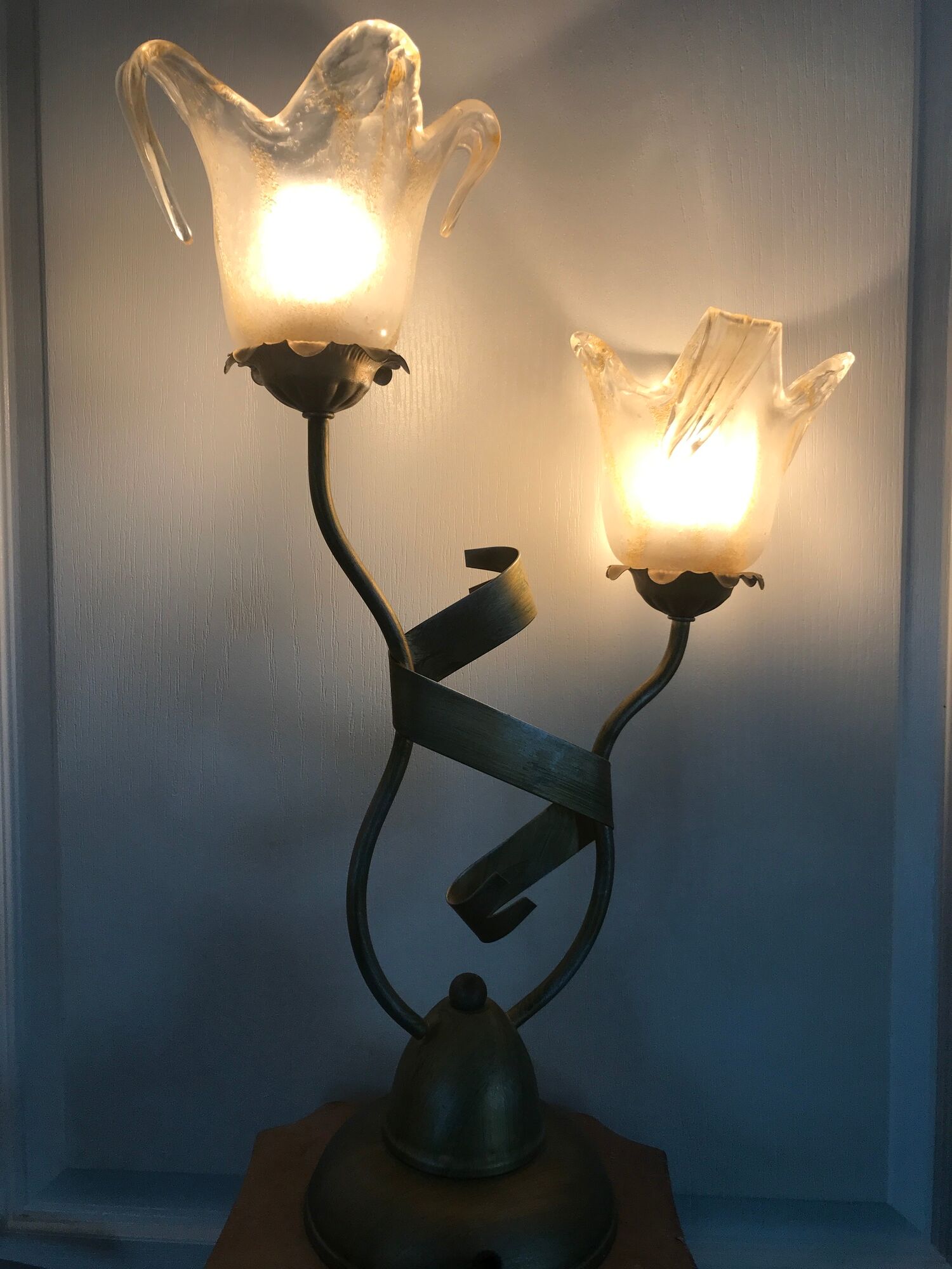 Lamp salerno 2 rods metal finish tulips in blown glass 52,5 cm
