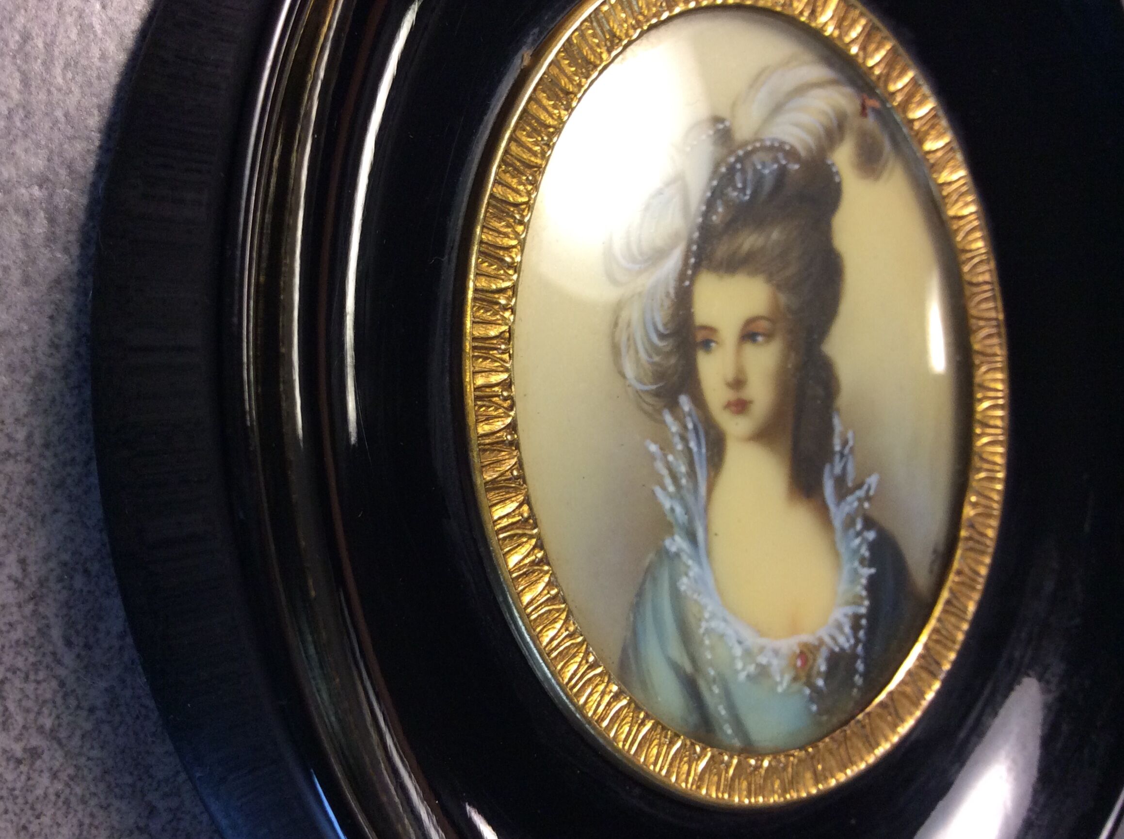 Pair of Napoleon III miniature frames
