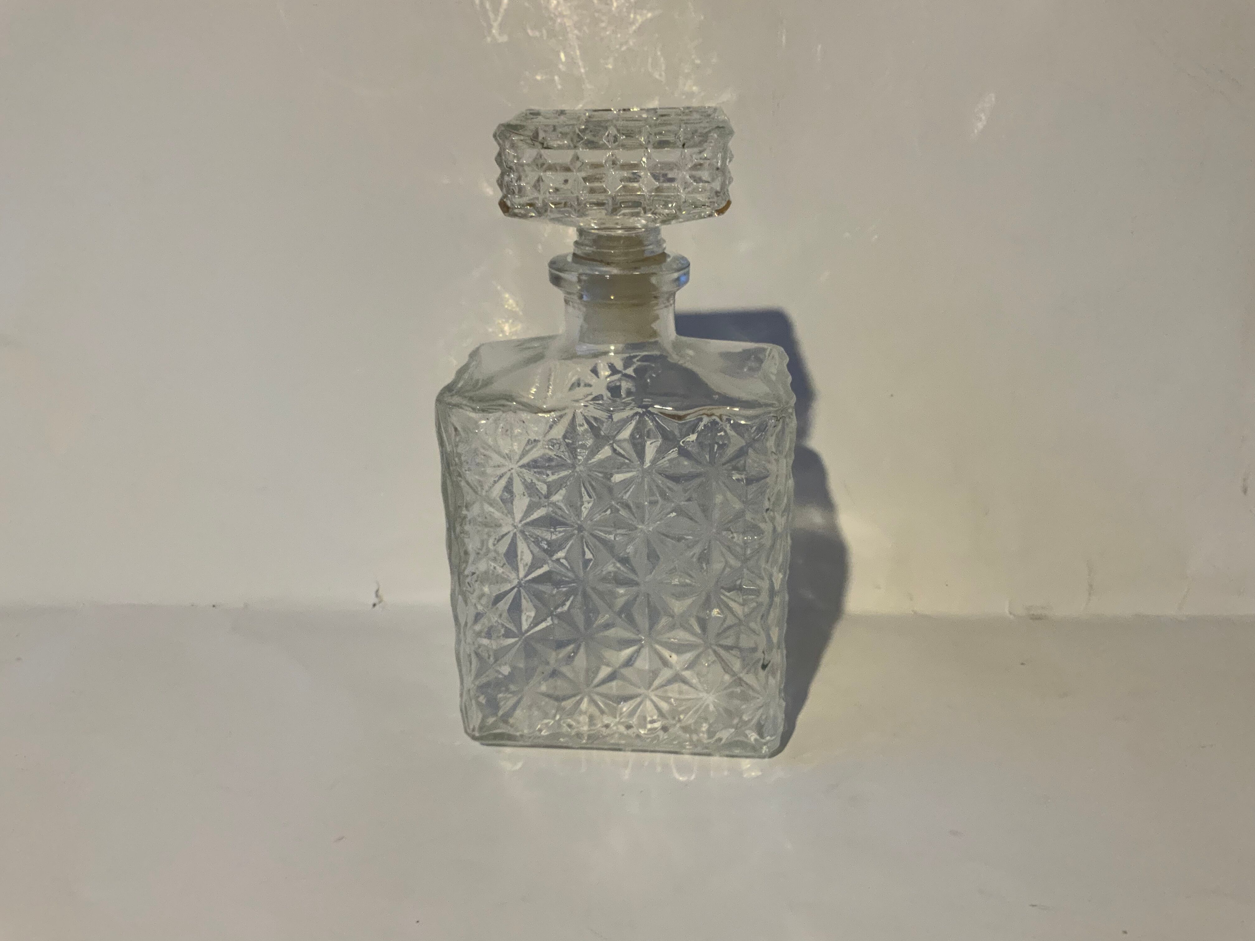 Selency whisky decanter x Monoprix Croisé Laroche